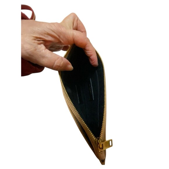 Saint Laurent Monogram Quilted Leather Bill Pouch Wallet Dune - Picture 7 of 10